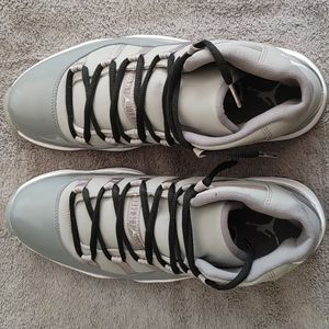 Air Jordan 11 Retro 'Cool Grey' 2010